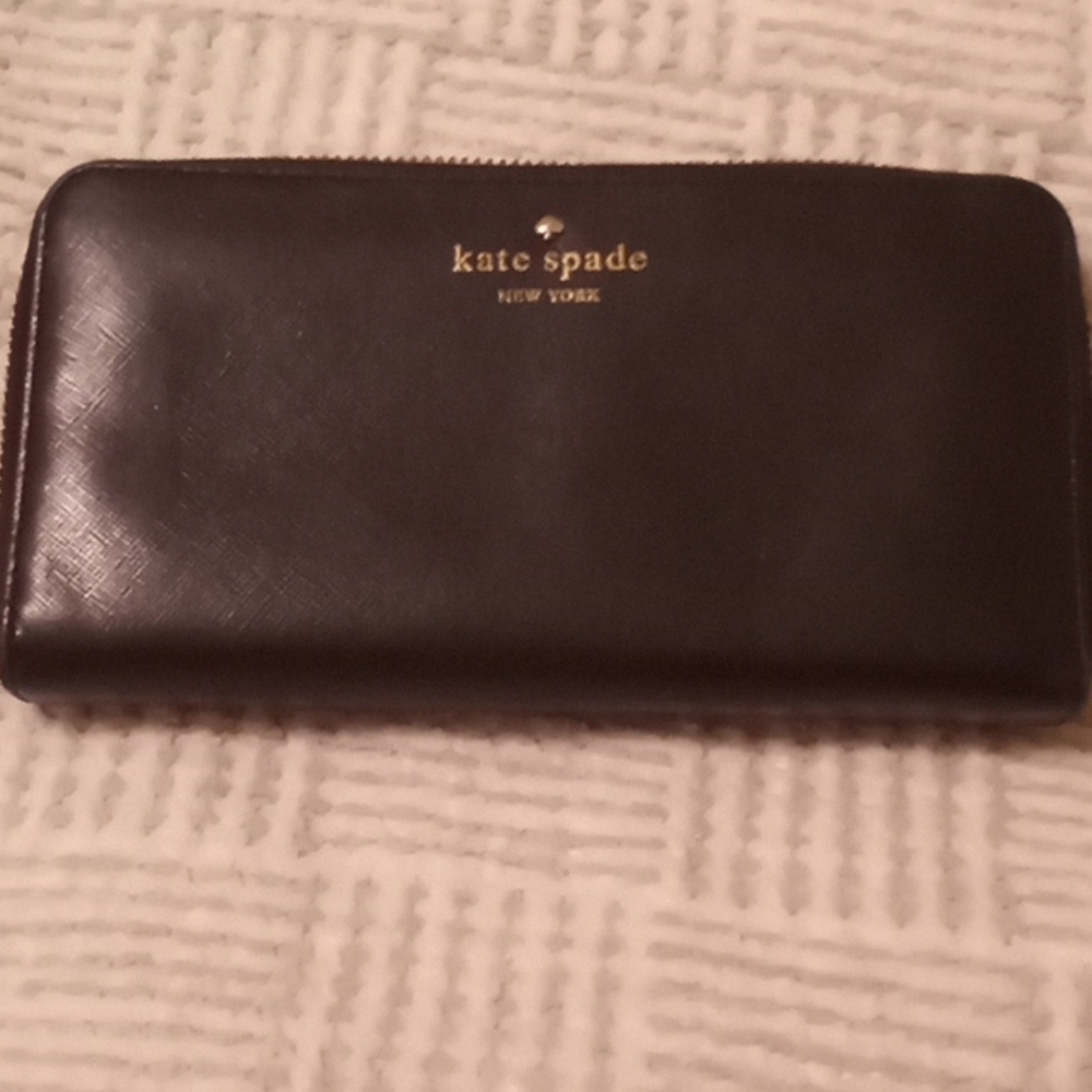 Kate Spade clutch wallet